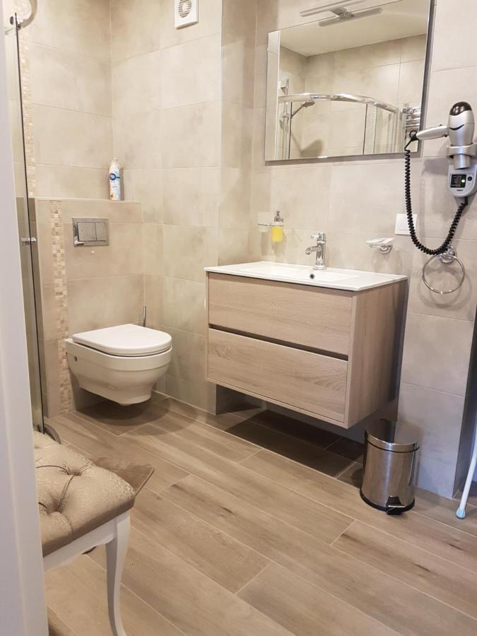 Liuto Apartamentai Juodkrantė Buitenkant foto