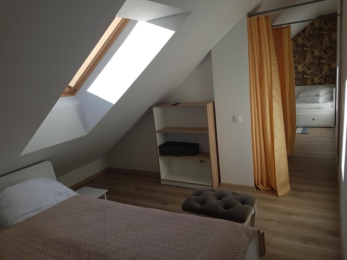 Liuto Apartamentai Juodkrantė Buitenkant foto